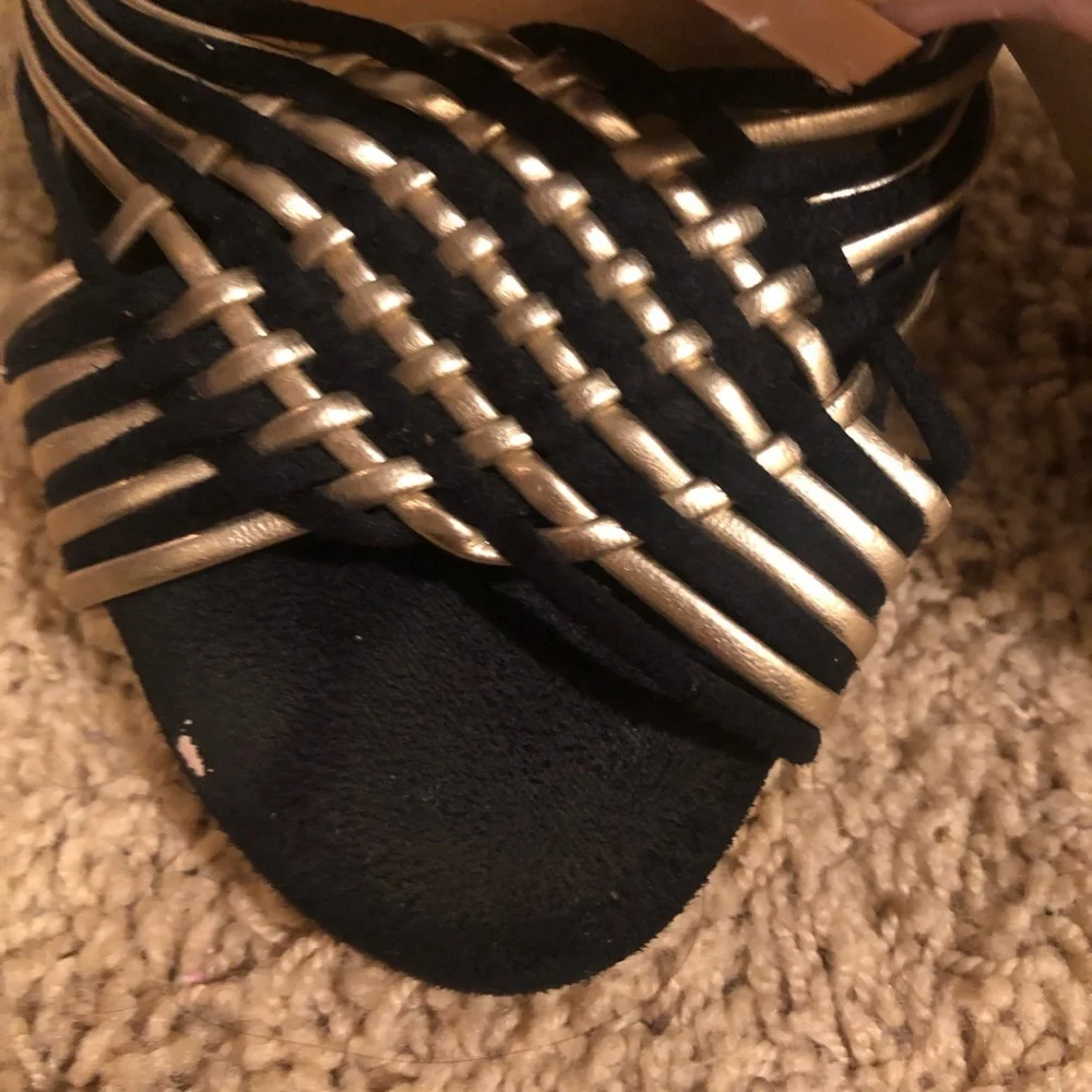 Amanda Smith Black and Gold Cork Wedges size 8M